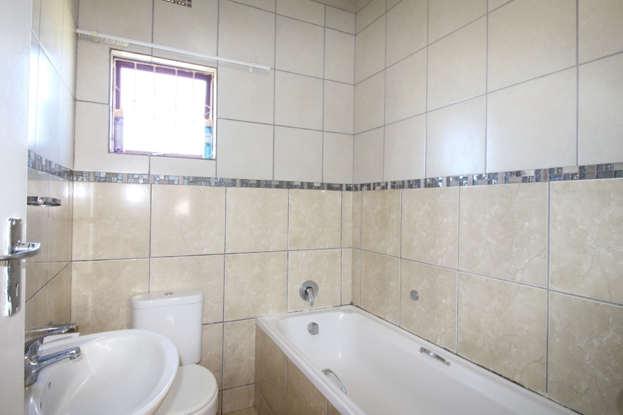 3 Bedroom Property for Sale in Haven Hills Eastern Cape